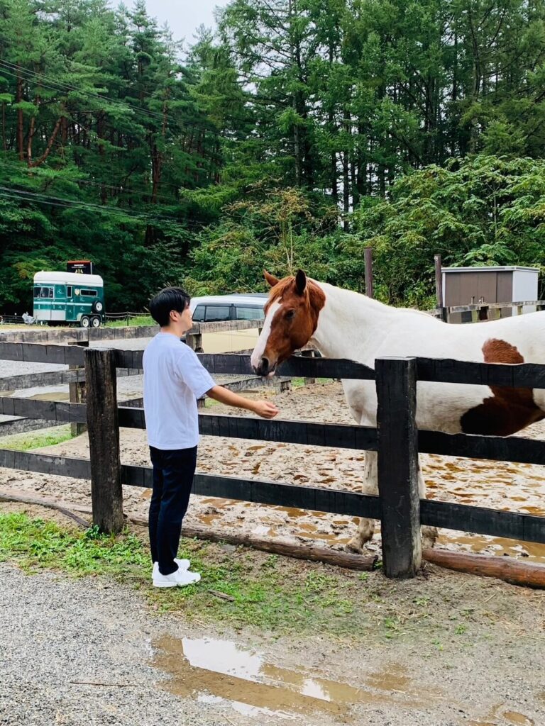あくつたけし、乗馬